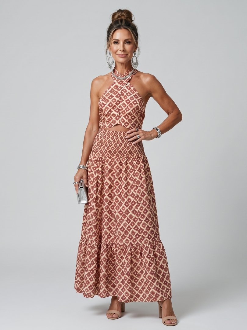 Amira | Vestido midi halter cruzado con abertura y estampado geométrico