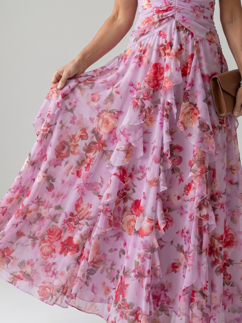 Nori | Vestido maxi floral con corpiño fruncido y escote halter