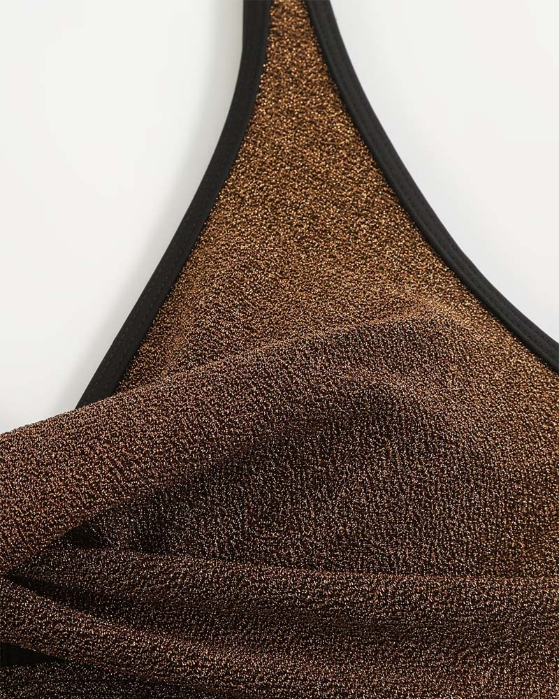 Una Pieza Con Cuello En V Brillante Traje De Baño